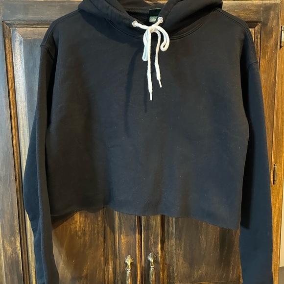 Wild Fable Black Hoodie - crop - Picture 2 of 4
